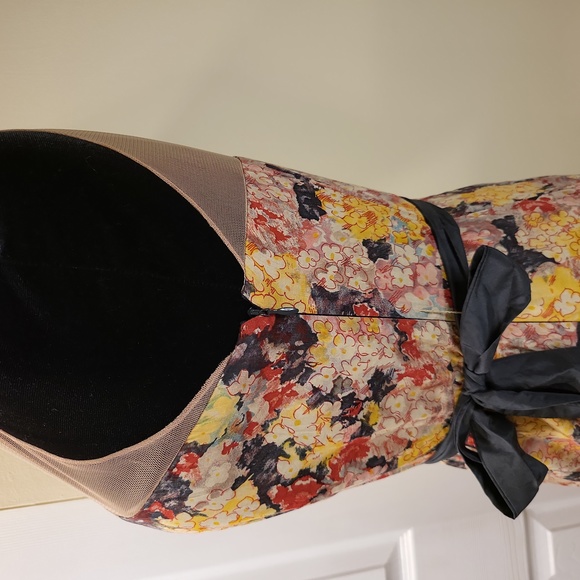 Zehavale retro style dress. - Picture 4 of 12